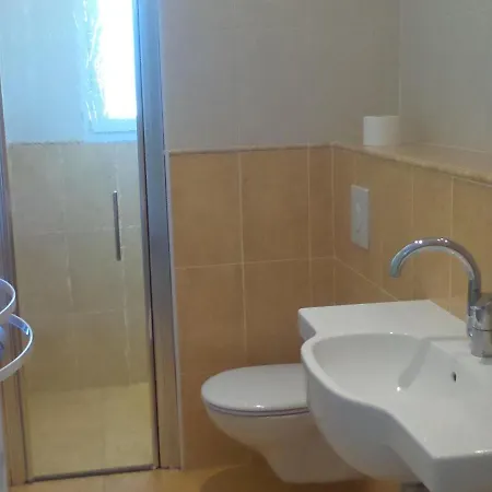 Luxury With Jacuzzi فيلة
