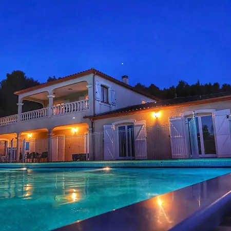 Luxury With Jacuzzi
